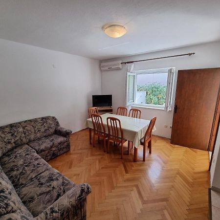 Appartamento Apartman Ivan Makarska Esterno foto