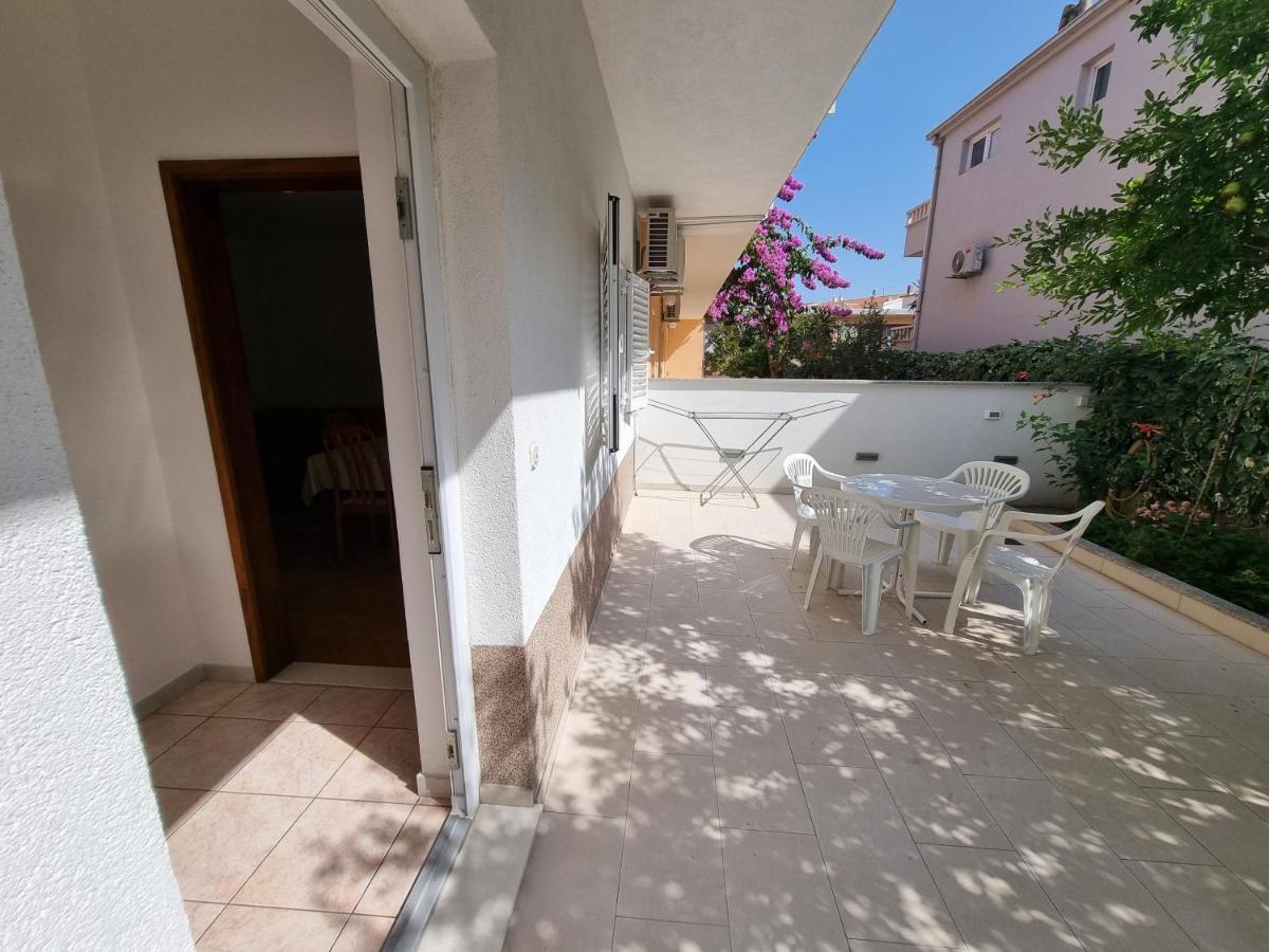 Appartamento Apartman Ivan Makarska Esterno foto