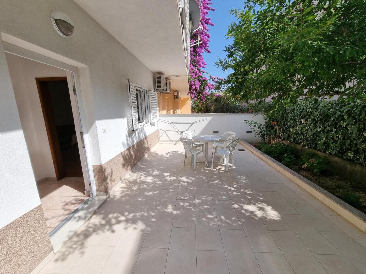 Appartamento Apartman Ivan Makarska Esterno foto