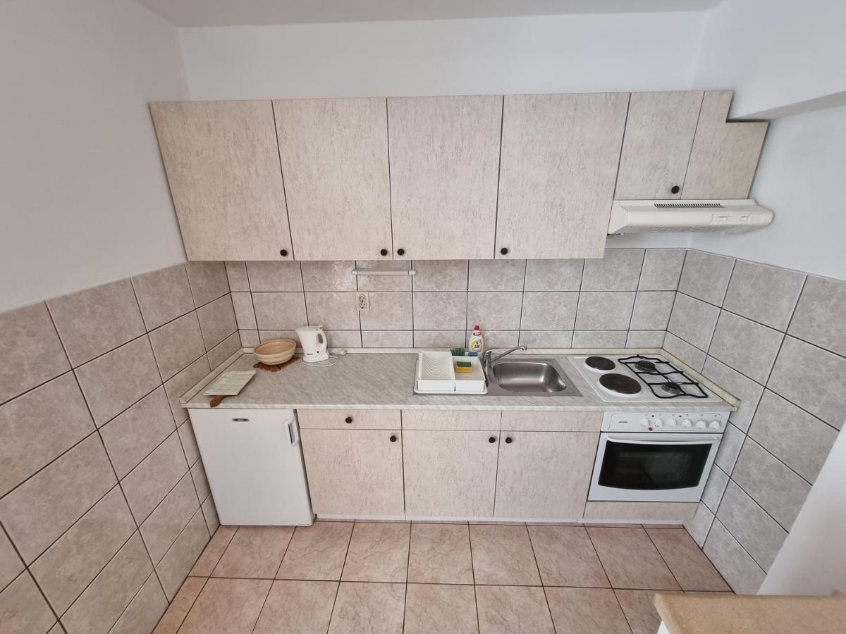 Appartamento Apartman Ivan Makarska Esterno foto