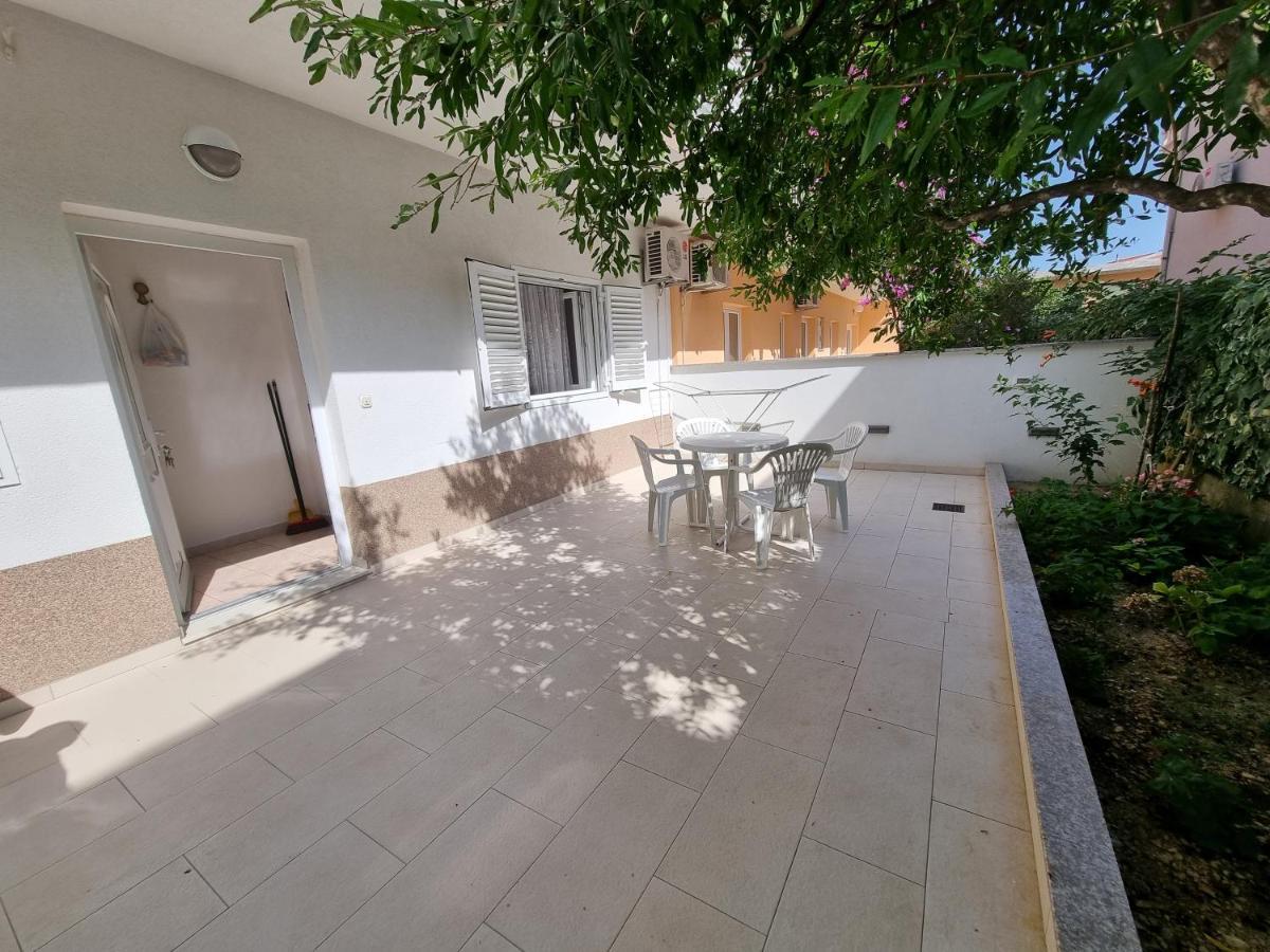 Appartamento Apartman Ivan Makarska Esterno foto
