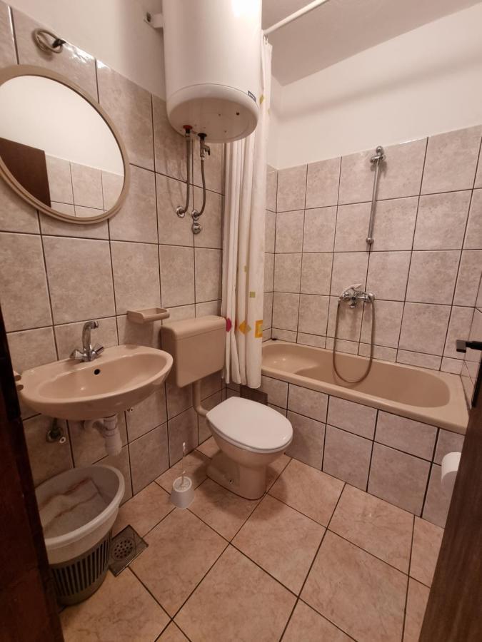Appartamento Apartman Ivan Makarska Esterno foto